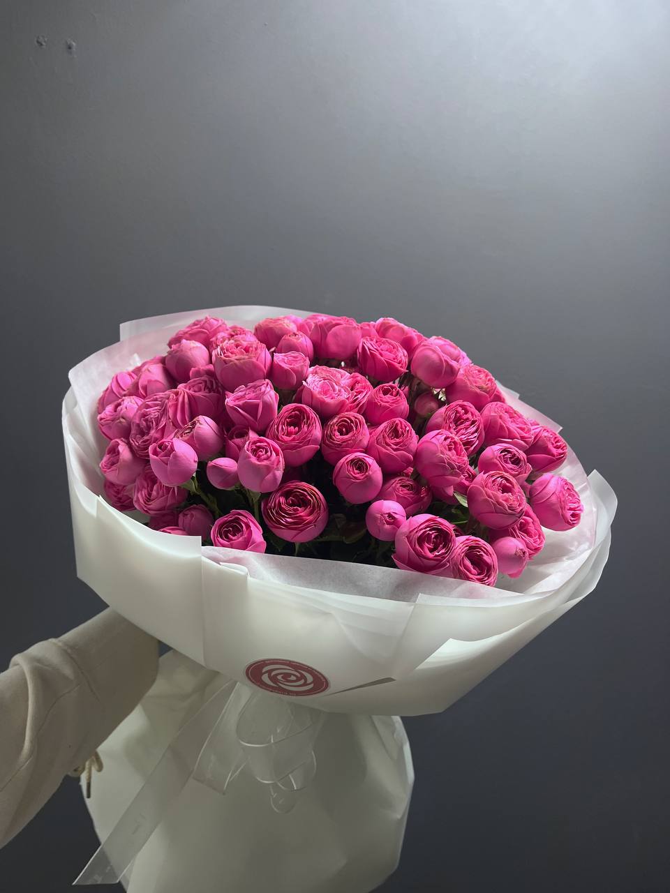 Букет из пионовидных роз